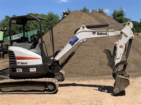 Mini Excavator: California Compact Digger Rental 